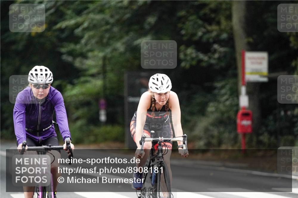14.09.2025 - Stadtparktriathlon Michael Burmester http://msf.ph/oto/8908181 14.09.2025 09:27:04 Radfahren 477, 492, 497, 503 meine-sportfotos.de