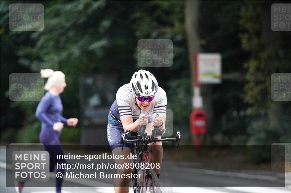 14.09.2025 - Stadtparktriathlon Michael Burmester http://msf.ph/oto/8908208 14.09.2025 09:27:24 Radfahren 346, 359, 438, 473, 494 meine-sportfotos.de