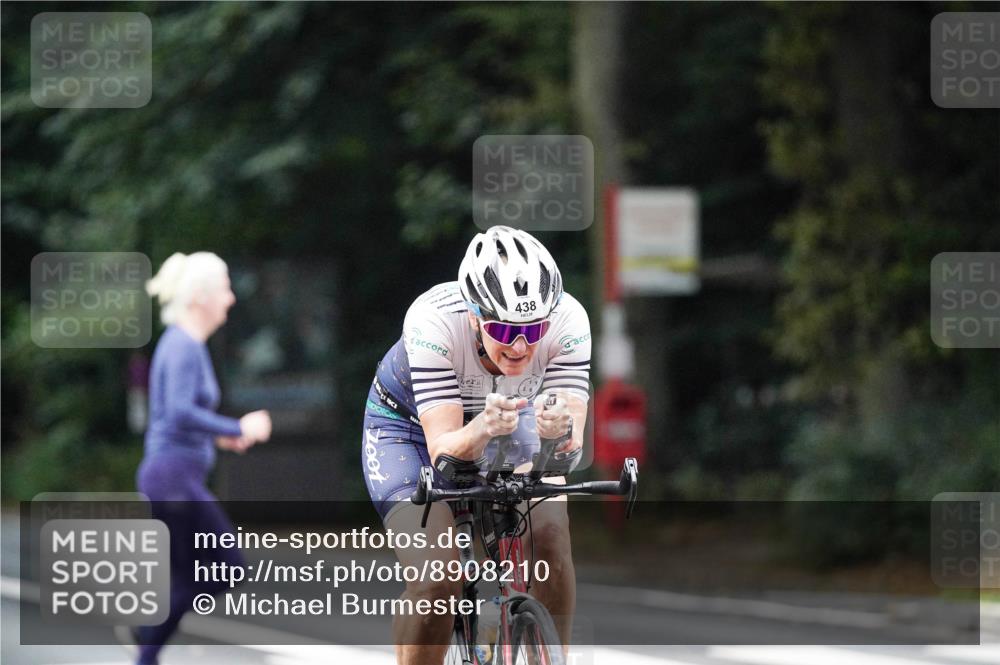 14.09.2025 - Stadtparktriathlon Michael Burmester http://msf.ph/oto/8908210 14.09.2025 09:27:24 Radfahren 346, 359, 438, 473, 494 meine-sportfotos.de