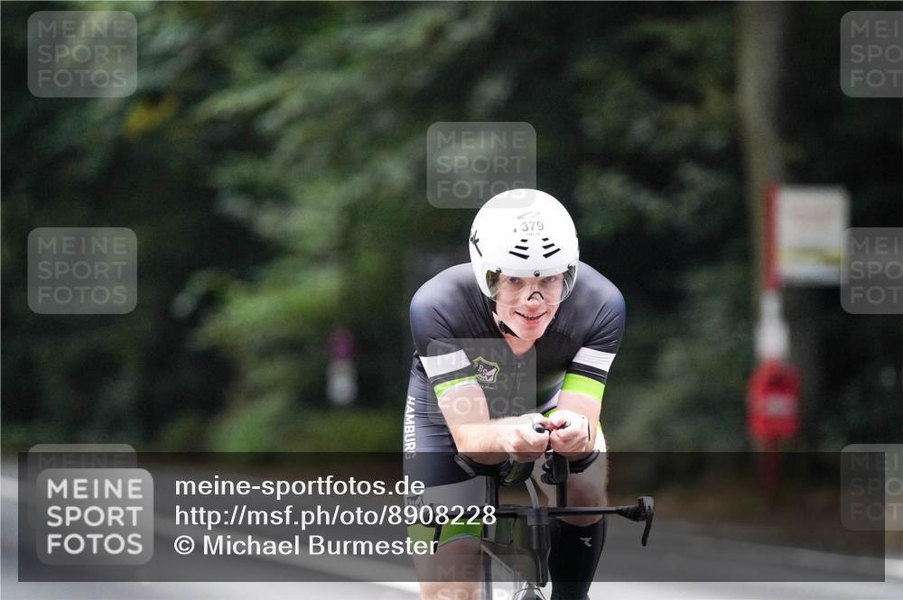 14.09.2025 - Stadtparktriathlon Michael Burmester http://msf.ph/oto/8908228 14.09.2025 09:27:39 Radfahren 379, 380, 386, 401, 404, 445, 467, 506 meine-sportfotos.de