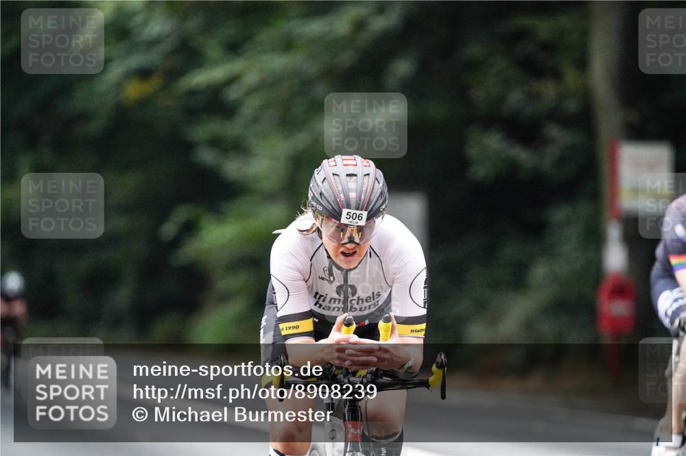 14.09.2025 - Stadtparktriathlon Michael Burmester http://msf.ph/oto/8908239 14.09.2025 09:27:43 Radfahren 379, 380, 386, 401, 404, 445, 506 meine-sportfotos.de