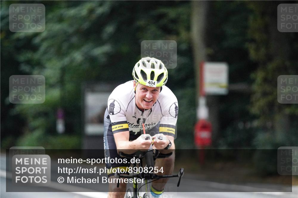 14.09.2025 - Stadtparktriathlon Michael Burmester http://msf.ph/oto/8908254 14.09.2025 09:27:48 Radfahren 380, 386, 401, 404, 445, 505, 506 meine-sportfotos.de
