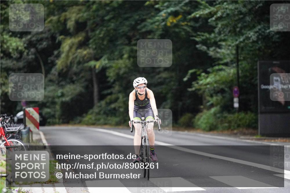 14.09.2025 - Stadtparktriathlon Michael Burmester http://msf.ph/oto/8908261 14.09.2025 09:27:58 Radfahren 485, 505 meine-sportfotos.de