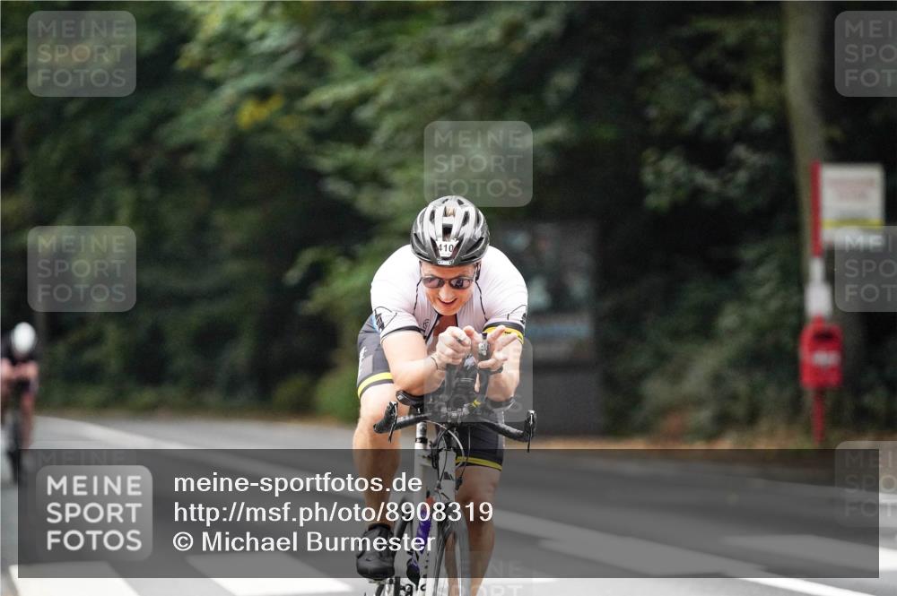 14.09.2025 - Stadtparktriathlon Michael Burmester http://msf.ph/oto/8908319 14.09.2025 09:28:47 Radfahren 398, 410 meine-sportfotos.de