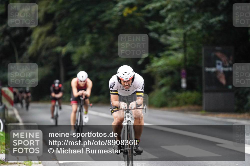 14.09.2025 - Stadtparktriathlon Michael Burmester http://msf.ph/oto/8908360 14.09.2025 09:29:25 Radfahren 406, 460, 462, 466, 478 meine-sportfotos.de