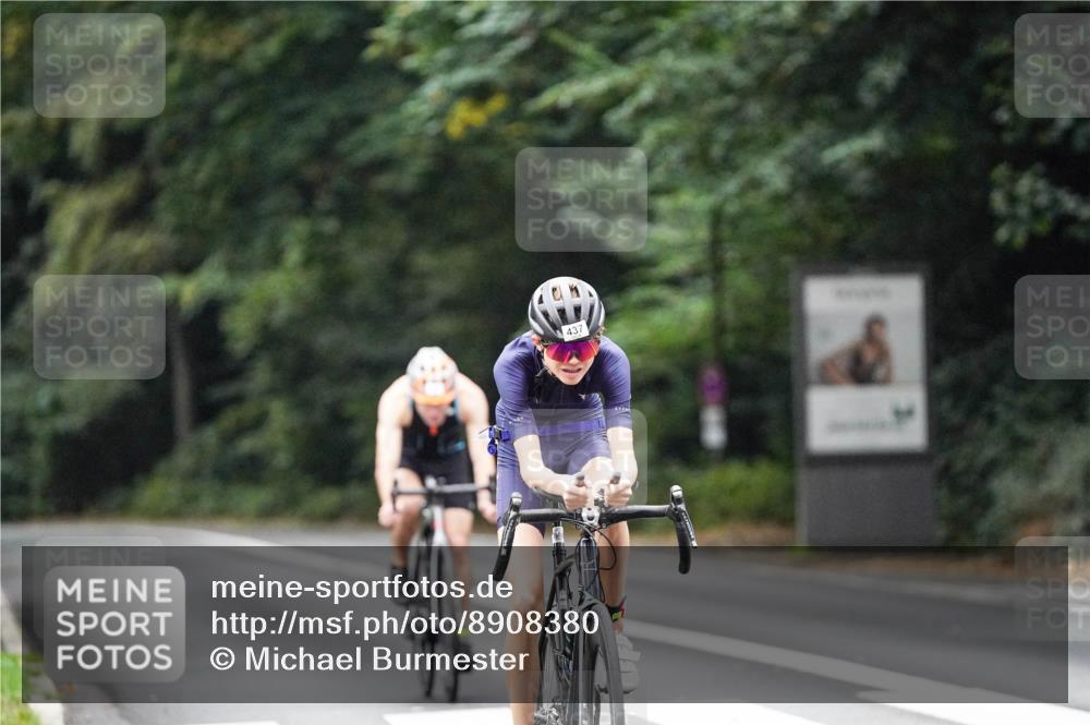 14.09.2025 - Stadtparktriathlon Michael Burmester http://msf.ph/oto/8908380 14.09.2025 09:29:34 Radfahren 418, 437, 460, 478 meine-sportfotos.de