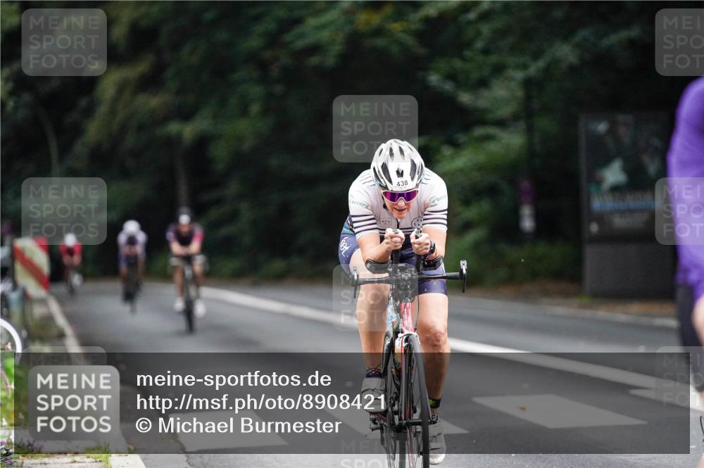 14.09.2025 - Stadtparktriathlon Michael Burmester http://msf.ph/oto/8908421 14.09.2025 09:34:50 Radfahren 383, 386, 438, 477, 492 meine-sportfotos.de