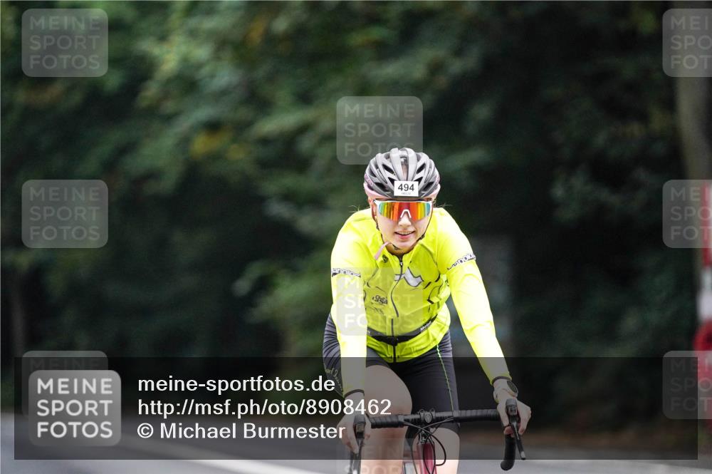 14.09.2025 - Stadtparktriathlon Michael Burmester http://msf.ph/oto/8908462 14.09.2025 09:35:19 Radfahren 398, 430, 494 meine-sportfotos.de