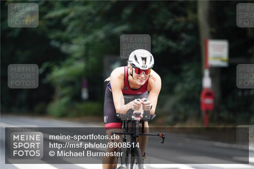 14.09.2025 - Stadtparktriathlon Michael Burmester http://msf.ph/oto/8908514 14.09.2025 09:35:57 Radfahren 406, 460, 462, 466, 478 meine-sportfotos.de