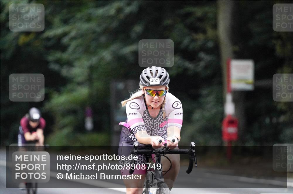 14.09.2025 - Stadtparktriathlon Michael Burmester http://msf.ph/oto/8908749 14.09.2025 09:42:17 Radfahren 415, 438, 460, 462, 479, 497 meine-sportfotos.de