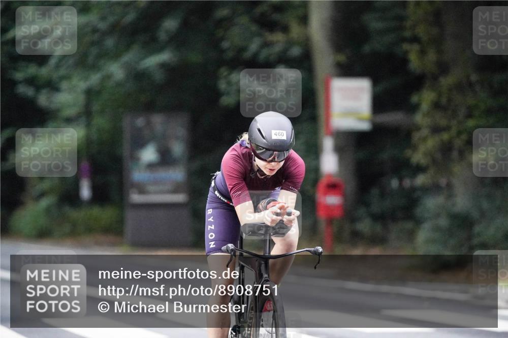 14.09.2025 - Stadtparktriathlon Michael Burmester http://msf.ph/oto/8908751 14.09.2025 09:42:19 Radfahren 415, 438, 460, 462, 479, 497 meine-sportfotos.de