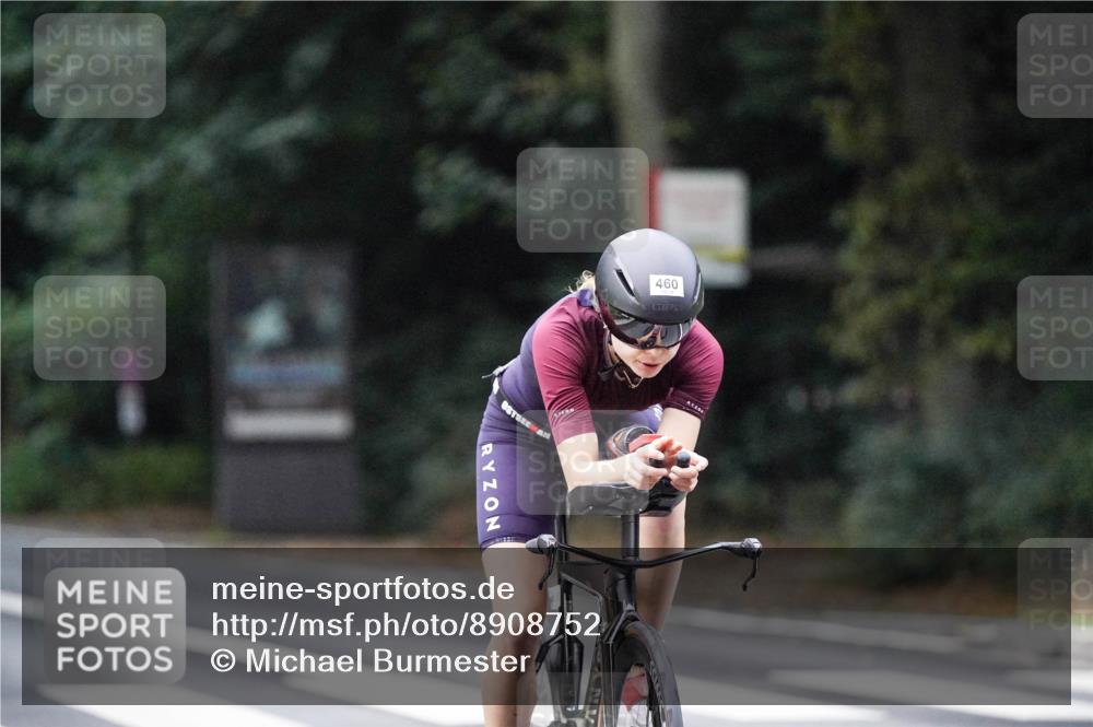 14.09.2025 - Stadtparktriathlon Michael Burmester http://msf.ph/oto/8908752 14.09.2025 09:42:19 Radfahren 415, 438, 460, 462, 479, 497 meine-sportfotos.de