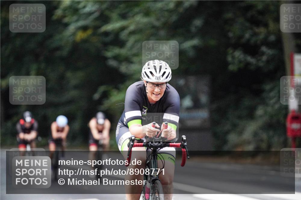 14.09.2025 - Stadtparktriathlon Michael Burmester http://msf.ph/oto/8908771 14.09.2025 09:42:44 Radfahren 445, 463, 466, 477, 478, 506 meine-sportfotos.de