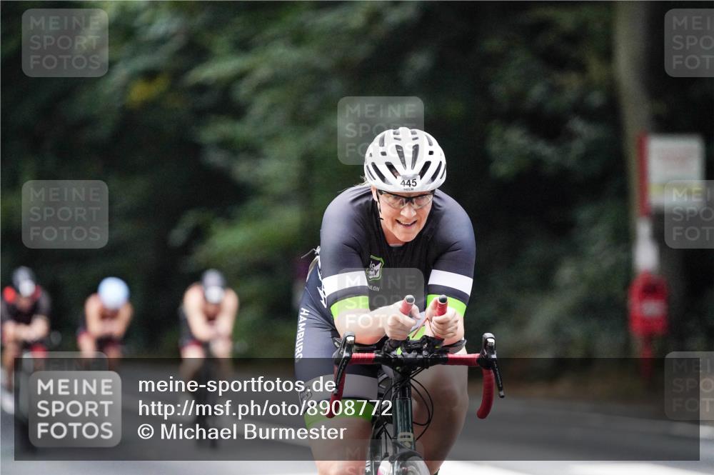 14.09.2025 - Stadtparktriathlon Michael Burmester http://msf.ph/oto/8908772 14.09.2025 09:42:44 Radfahren 445, 463, 466, 477, 478, 506 meine-sportfotos.de