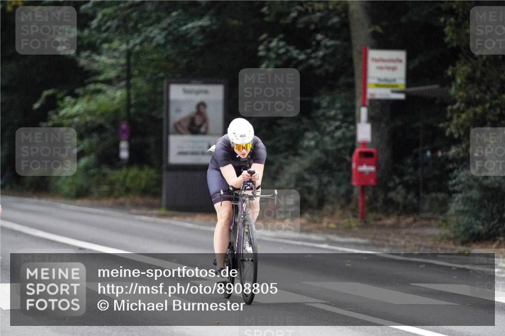 14.09.2025 - Stadtparktriathlon Michael Burmester http://msf.ph/oto/8908805 14.09.2025 09:46:35 Radfahren 382, 458, 468, 499 meine-sportfotos.de