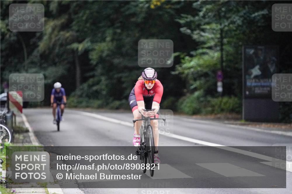 14.09.2025 - Stadtparktriathlon Michael Burmester http://msf.ph/oto/8908821 14.09.2025 09:47:10 Radfahren 450, 464, 482 meine-sportfotos.de