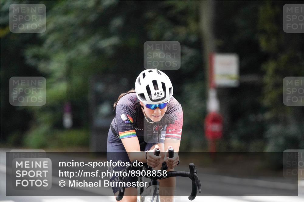 14.09.2025 - Stadtparktriathlon Michael Burmester http://msf.ph/oto/8908858 14.09.2025 09:48:07 Radfahren 442, 455, 469, 548, 564 meine-sportfotos.de