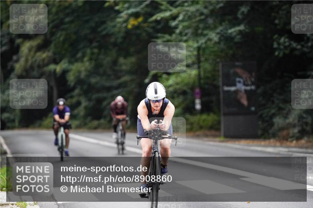 14.09.2025 - Stadtparktriathlon Michael Burmester http://msf.ph/oto/8908860 14.09.2025 09:48:09 Radfahren 442, 455, 548, 564 meine-sportfotos.de