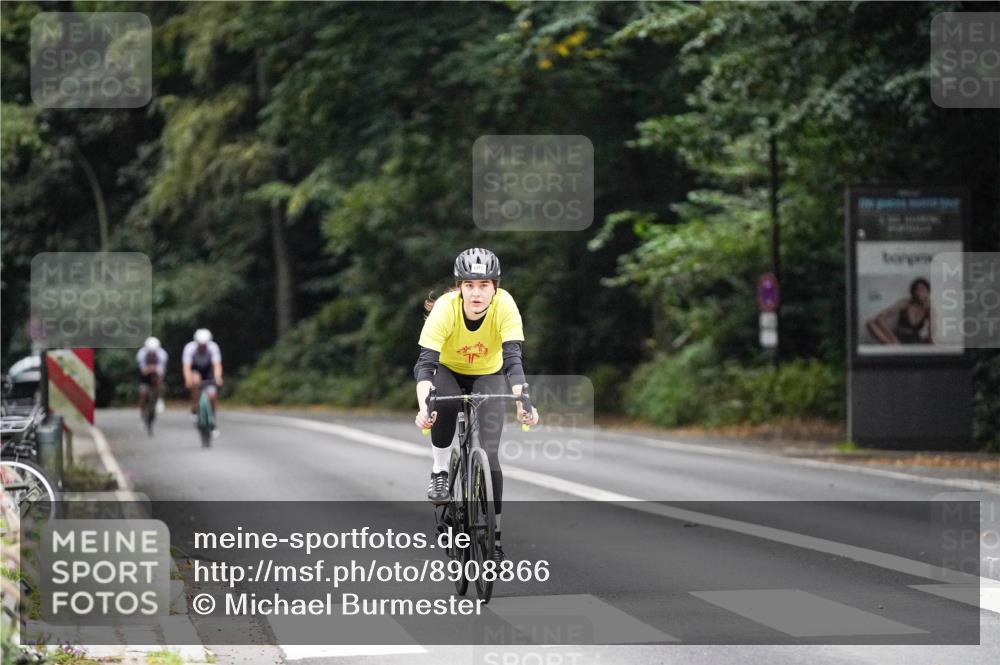 14.09.2025 - Stadtparktriathlon Michael Burmester http://msf.ph/oto/8908866 14.09.2025 09:48:22 Radfahren 472, 605 meine-sportfotos.de