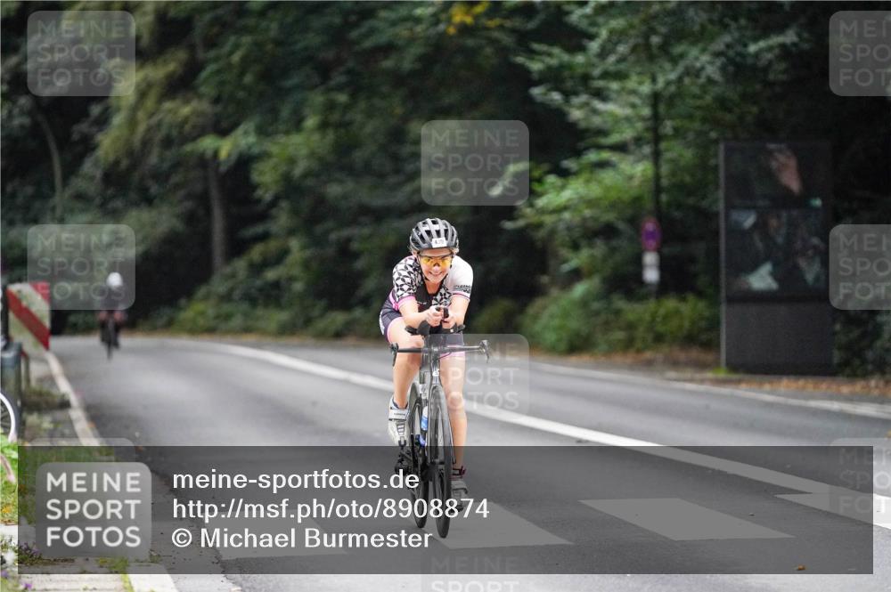 14.09.2025 - Stadtparktriathlon Michael Burmester http://msf.ph/oto/8908874 14.09.2025 09:48:35 Radfahren 439, 472 meine-sportfotos.de