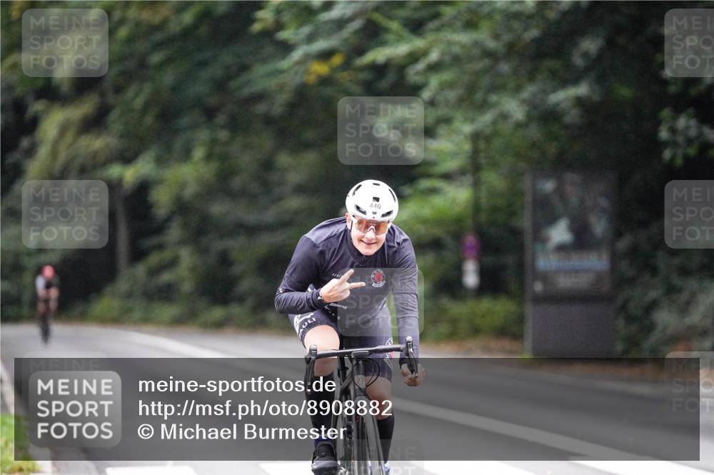 14.09.2025 - Stadtparktriathlon Michael Burmester http://msf.ph/oto/8908882 14.09.2025 09:48:45 Radfahren 440, 554 meine-sportfotos.de