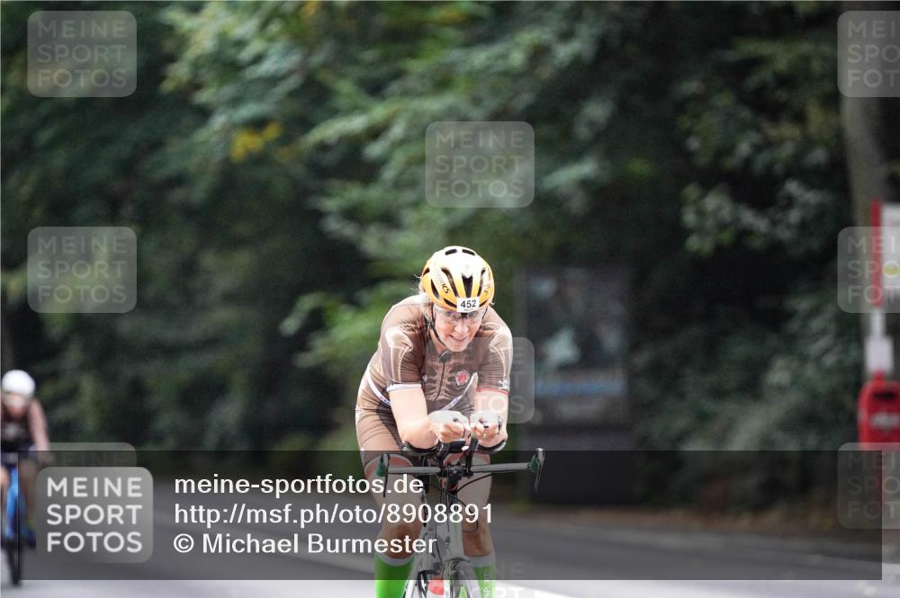 14.09.2025 - Stadtparktriathlon Michael Burmester http://msf.ph/oto/8908891 14.09.2025 09:48:58 Radfahren 446, 452 meine-sportfotos.de
