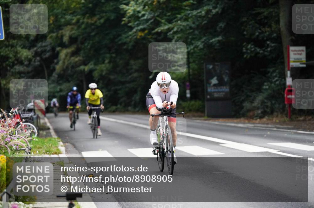 14.09.2025 - Stadtparktriathlon Michael Burmester http://msf.ph/oto/8908905 14.09.2025 09:50:50 Radfahren 498, 594, 604, 610 meine-sportfotos.de