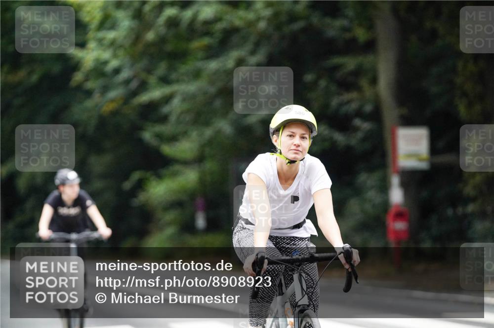 14.09.2025 - Stadtparktriathlon Michael Burmester http://msf.ph/oto/8908923 14.09.2025 09:51:04 Radfahren 504, 528, 563, 580 meine-sportfotos.de