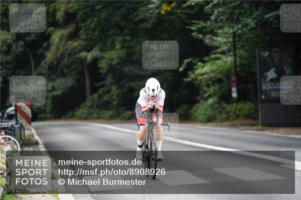 14.09.2025 - Stadtparktriathlon Michael Burmester http://msf.ph/oto/8908926 14.09.2025 09:51:17 Radfahren 597 meine-sportfotos.de