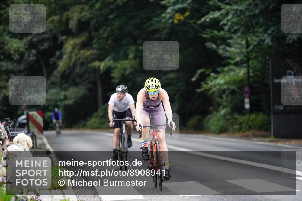 14.09.2025 - Stadtparktriathlon Michael Burmester http://msf.ph/oto/8908941 14.09.2025 09:51:51 Radfahren 467, 505, 584 meine-sportfotos.de