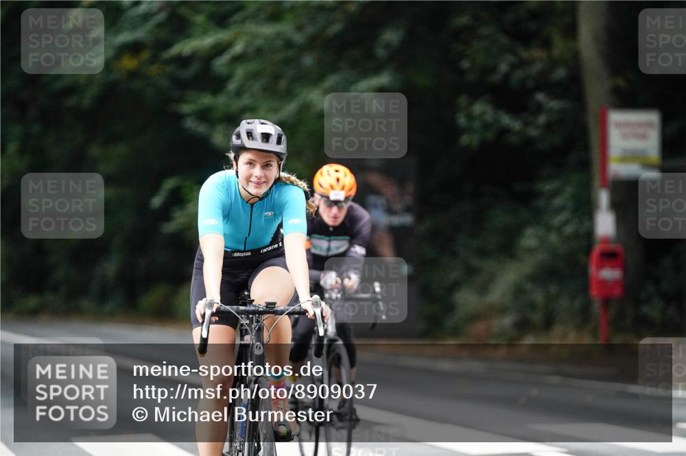 14.09.2025 - Stadtparktriathlon Michael Burmester http://msf.ph/oto/8909037 14.09.2025 09:54:40 Radfahren 514, 525, 548, 551, 561, 565 meine-sportfotos.de
