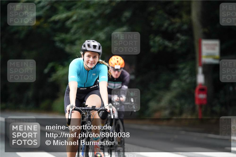14.09.2025 - Stadtparktriathlon Michael Burmester http://msf.ph/oto/8909038 14.09.2025 09:54:40 Radfahren 514, 525, 548, 551, 561, 565 meine-sportfotos.de