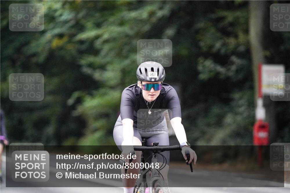 14.09.2025 - Stadtparktriathlon Michael Burmester http://msf.ph/oto/8909048 14.09.2025 09:54:51 Radfahren 561, 567, 595 meine-sportfotos.de