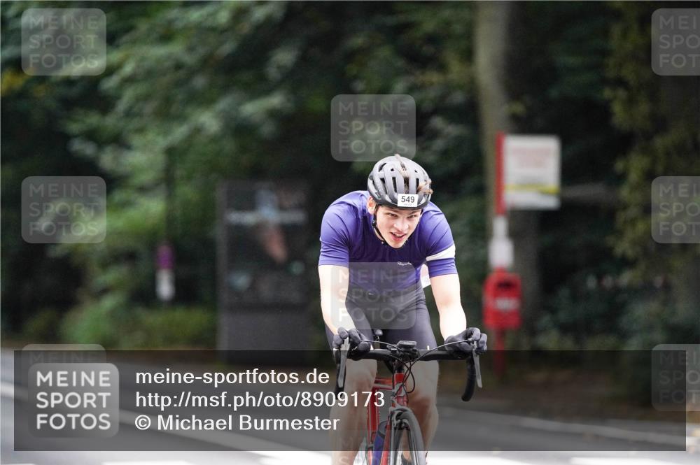 14.09.2025 - Stadtparktriathlon Michael Burmester http://msf.ph/oto/8909173 14.09.2025 09:58:54 Radfahren 549, 599, 604, 617 meine-sportfotos.de
