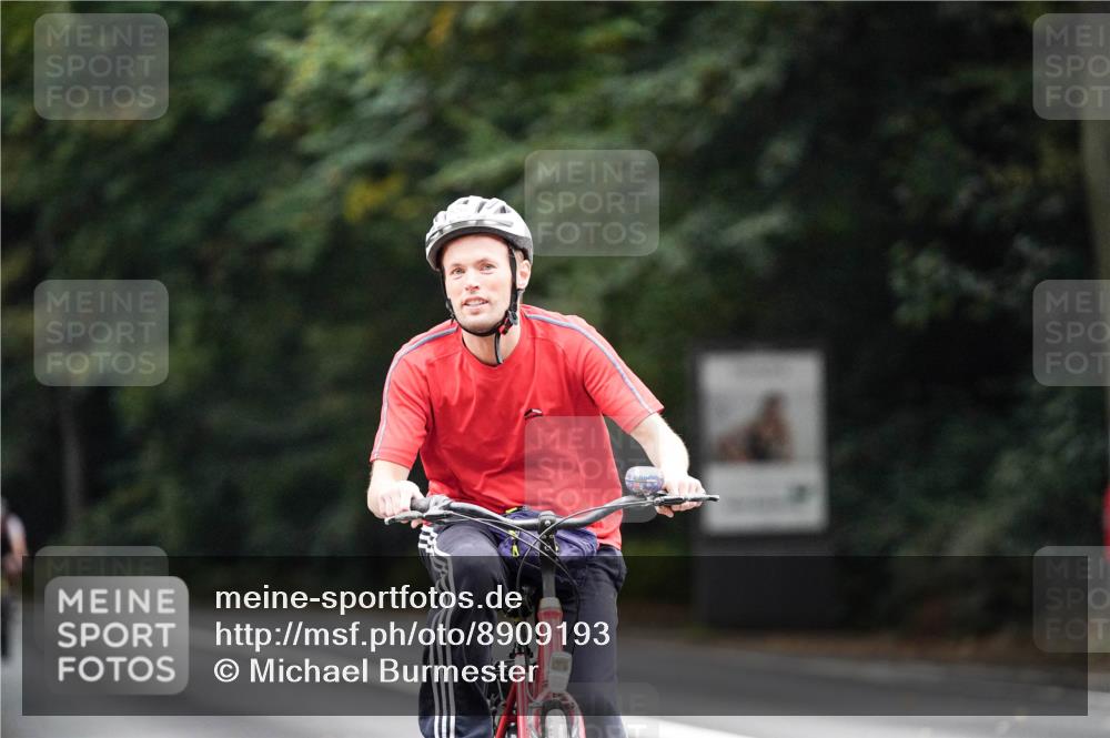 14.09.2025 - Stadtparktriathlon Michael Burmester http://msf.ph/oto/8909193 14.09.2025 09:59:31 Radfahren 518, 558, 580, 584 meine-sportfotos.de