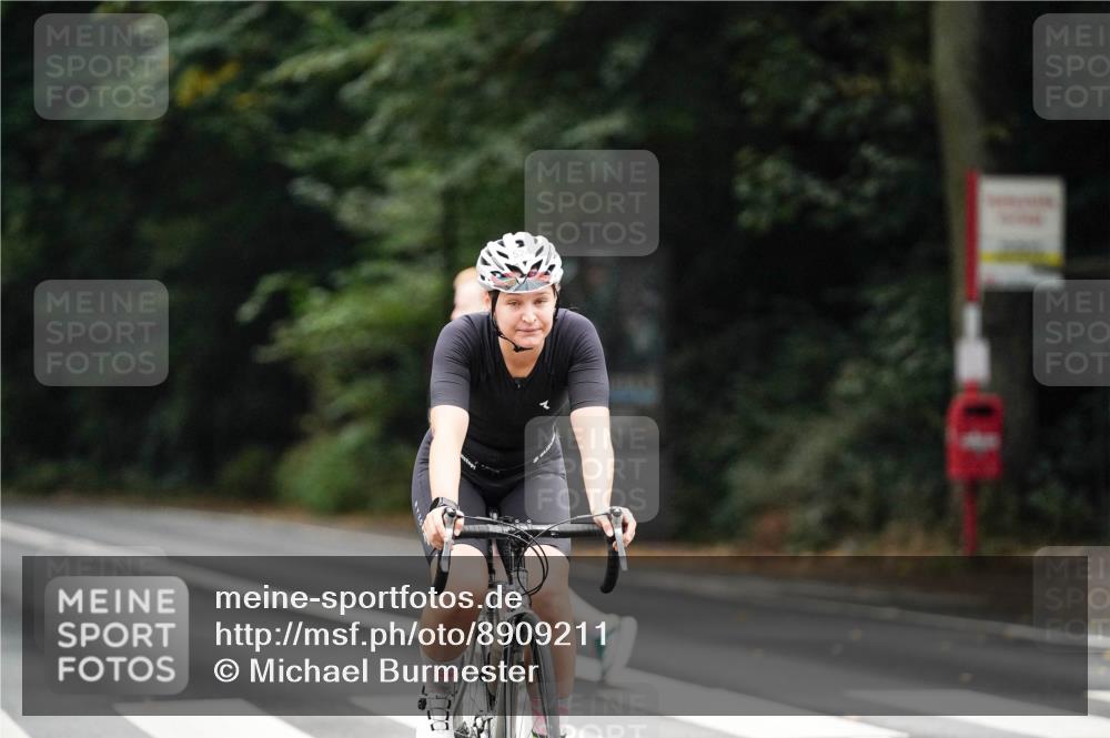 14.09.2025 - Stadtparktriathlon Michael Burmester http://msf.ph/oto/8909211 14.09.2025 10:00:33 Radfahren 524, 556 meine-sportfotos.de