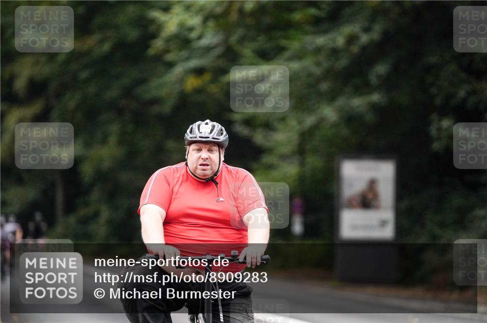 14.09.2025 - Stadtparktriathlon Michael Burmester http://msf.ph/oto/8909283 14.09.2025 10:02:18 Radfahren 515, 525, 551, 555, 559, 573 meine-sportfotos.de