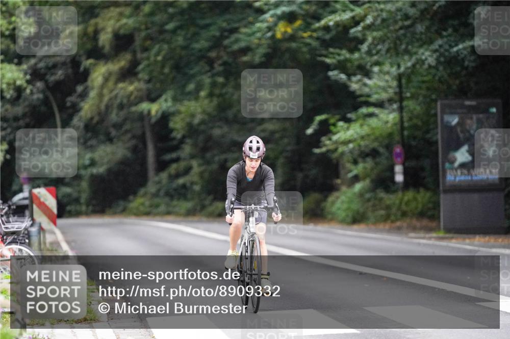 14.09.2025 - Stadtparktriathlon Michael Burmester http://msf.ph/oto/8909332 14.09.2025 10:03:53 Radfahren 509, 539, 594 meine-sportfotos.de