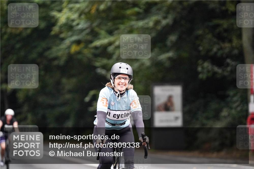 14.09.2025 - Stadtparktriathlon Michael Burmester http://msf.ph/oto/8909338 14.09.2025 10:04:09 Radfahren 511, 578 meine-sportfotos.de