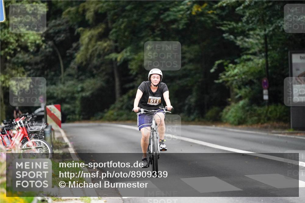 14.09.2025 - Stadtparktriathlon Michael Burmester http://msf.ph/oto/8909339 14.09.2025 10:04:11 Radfahren 511, 578 meine-sportfotos.de