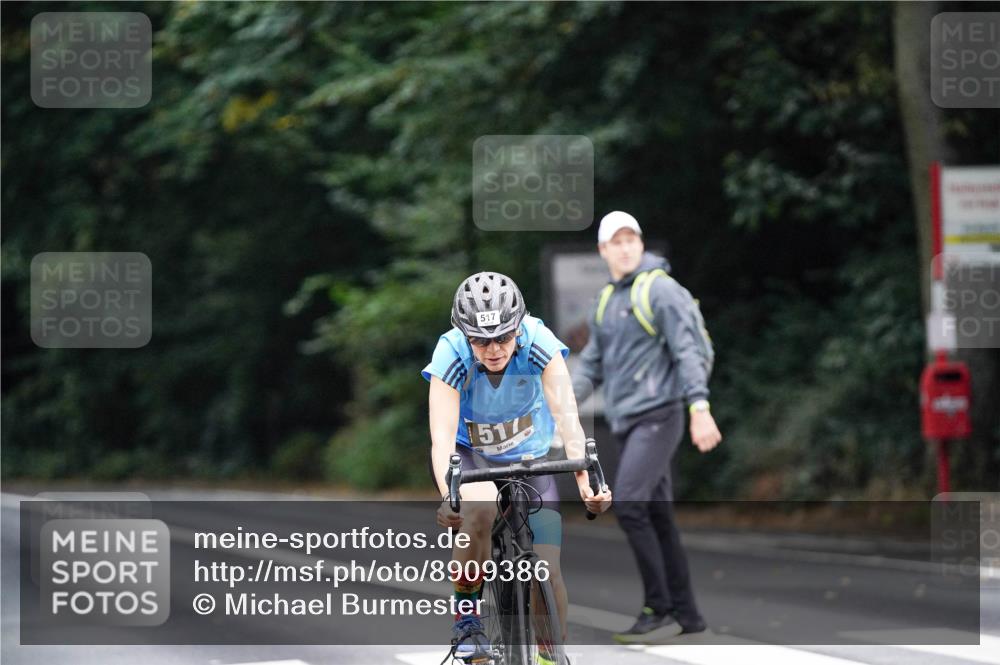 14.09.2025 - Stadtparktriathlon Michael Burmester http://msf.ph/oto/8909386 14.09.2025 10:05:34 Radfahren 517, 547 meine-sportfotos.de