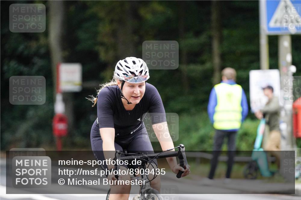 14.09.2025 - Stadtparktriathlon Michael Burmester http://msf.ph/oto/8909435 14.09.2025 10:07:29 Radfahren 524, 537, 541, 545, 548 meine-sportfotos.de
