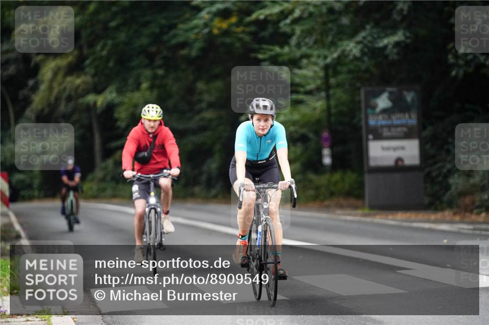 14.09.2025 - Stadtparktriathlon Michael Burmester http://msf.ph/oto/8909549 14.09.2025 10:10:44 Radfahren 514, 529, 564, 620 meine-sportfotos.de