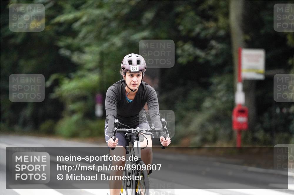 14.09.2025 - Stadtparktriathlon Michael Burmester http://msf.ph/oto/8909607 14.09.2025 10:12:46 Radfahren 509, 619 meine-sportfotos.de