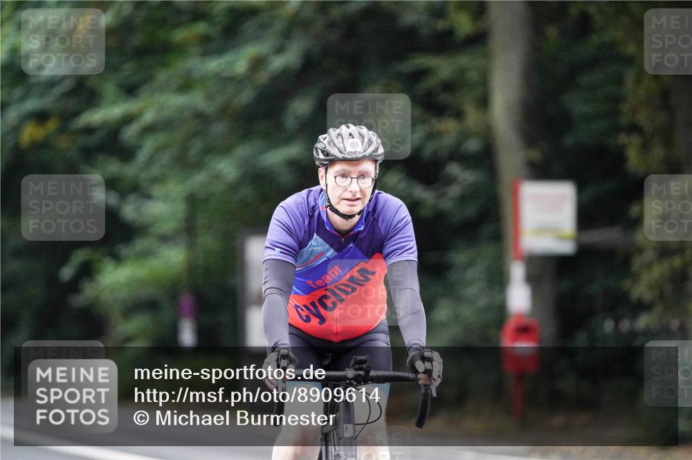 14.09.2025 - Stadtparktriathlon Michael Burmester http://msf.ph/oto/8909614 14.09.2025 10:13:02 Radfahren 531, 547, 566 meine-sportfotos.de