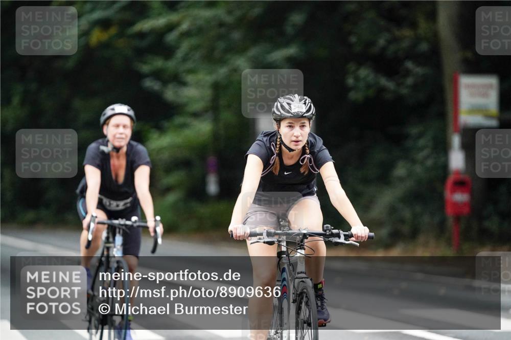 14.09.2025 - Stadtparktriathlon Michael Burmester http://msf.ph/oto/8909636 14.09.2025 10:13:29 Radfahren 521, 526, 527, 546, 586 meine-sportfotos.de