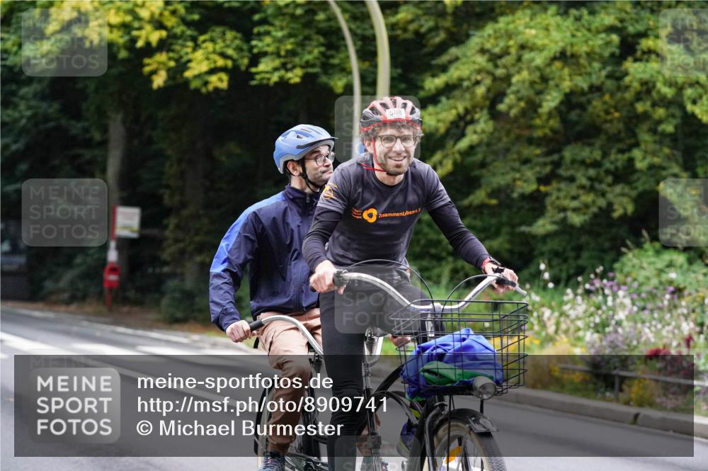 14.09.2025 - Stadtparktriathlon Michael Burmester http://msf.ph/oto/8909741 14.09.2025 10:16:47 Radfahren 535, 585, 588, 594, 614 meine-sportfotos.de
