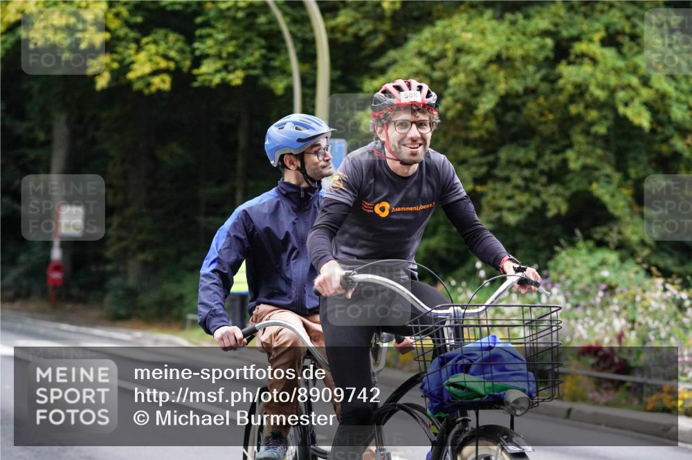 14.09.2025 - Stadtparktriathlon Michael Burmester http://msf.ph/oto/8909742 14.09.2025 10:16:47 Radfahren 535, 585, 588, 594, 614 meine-sportfotos.de