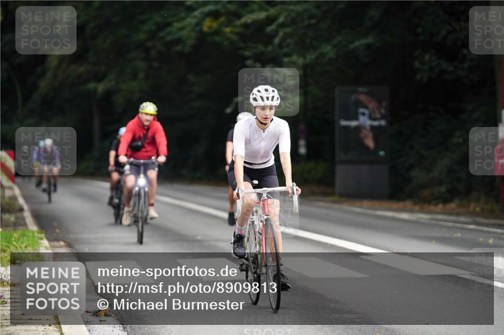 14.09.2025 - Stadtparktriathlon Michael Burmester http://msf.ph/oto/8909813 14.09.2025 10:20:42 Radfahren 532, 547, 610, 620, 628, 685, 688, 702, 710 meine-sportfotos.de