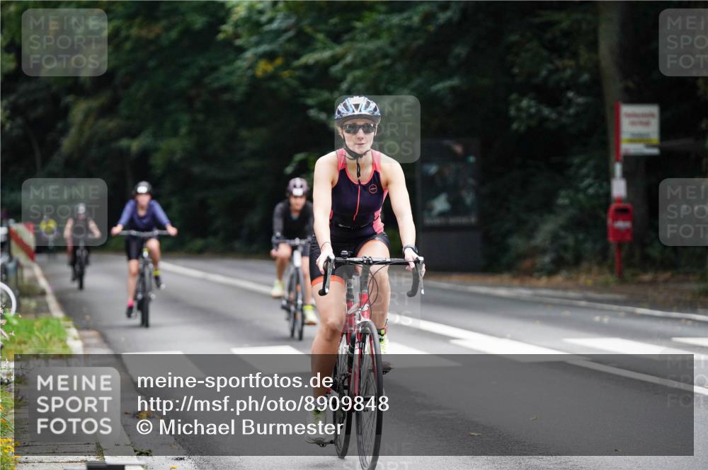 14.09.2025 - Stadtparktriathlon Michael Burmester http://msf.ph/oto/8909848 14.09.2025 10:21:31 Radfahren 509, 528, 657, 705 meine-sportfotos.de